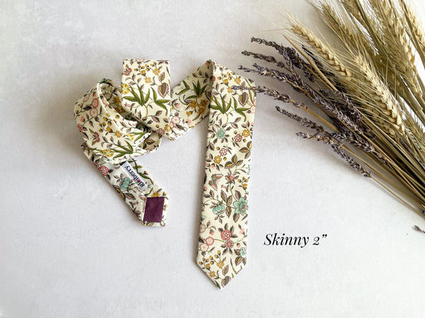Groom and Groomsmen Floral Tie Wildflower Necktie for Spring & Summer Wedding