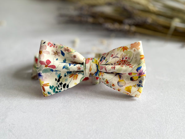 Wildflower Bow tie and Pocket Square for Wedding