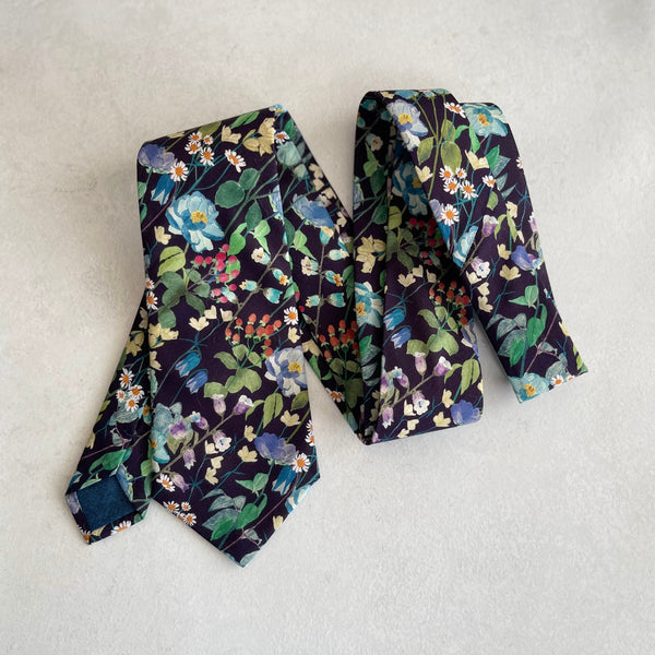 Wildflower Necktie Spring & Summer Wedding Navy Floral Neck Tie for Groom and Groomsmen