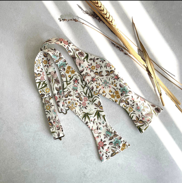 Liberty Print Wildflower Floral Bow tie for Kid and Men Wedding Tie