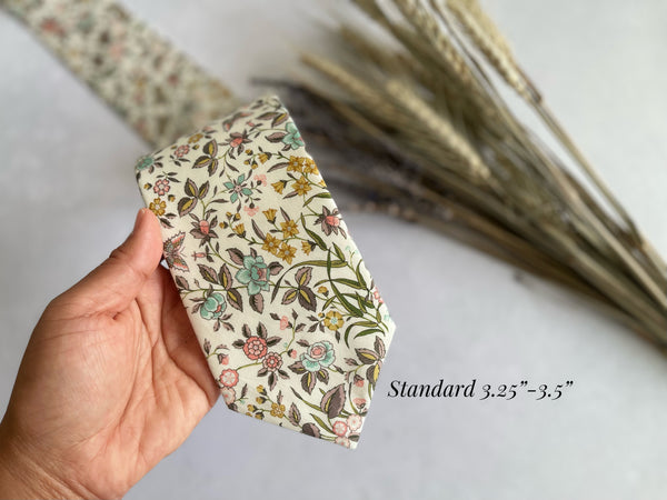 Groom and Groomsmen Floral Tie Wildflower Necktie for Spring & Summer Wedding